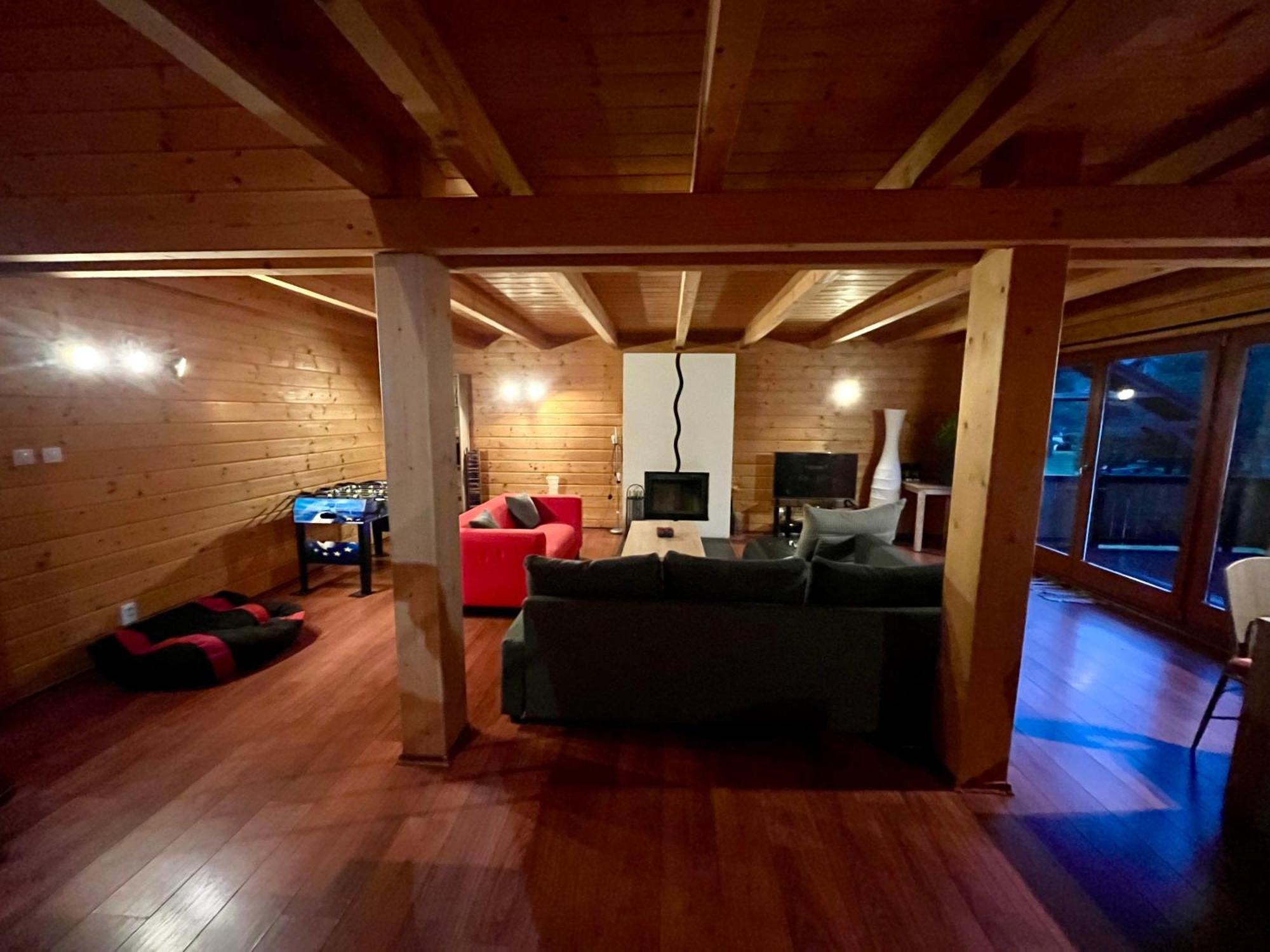 Zrub Alpinus Guest House Pribylina Ngoại thất bức ảnh