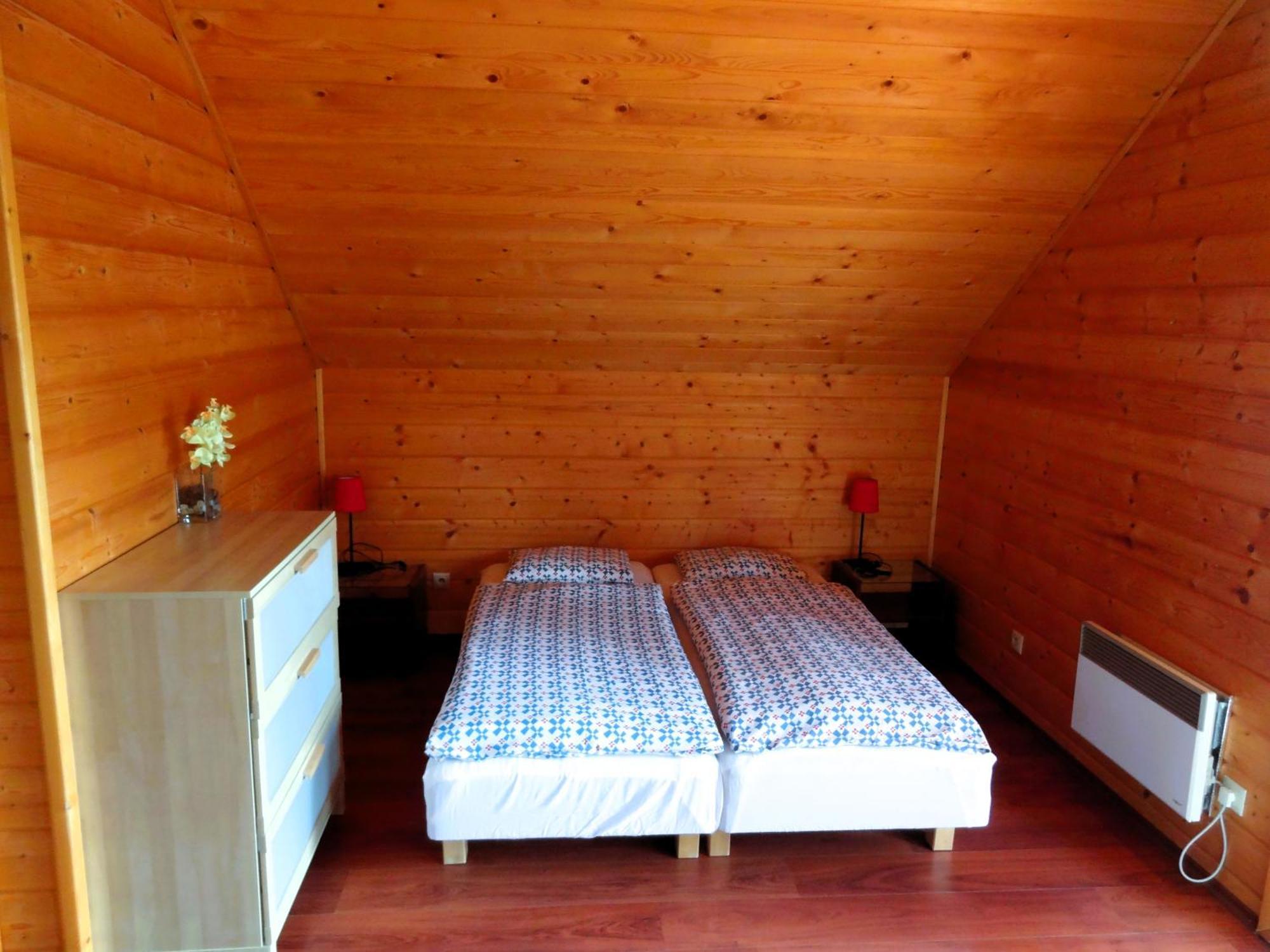 Zrub Alpinus Guest House Pribylina Ngoại thất bức ảnh
