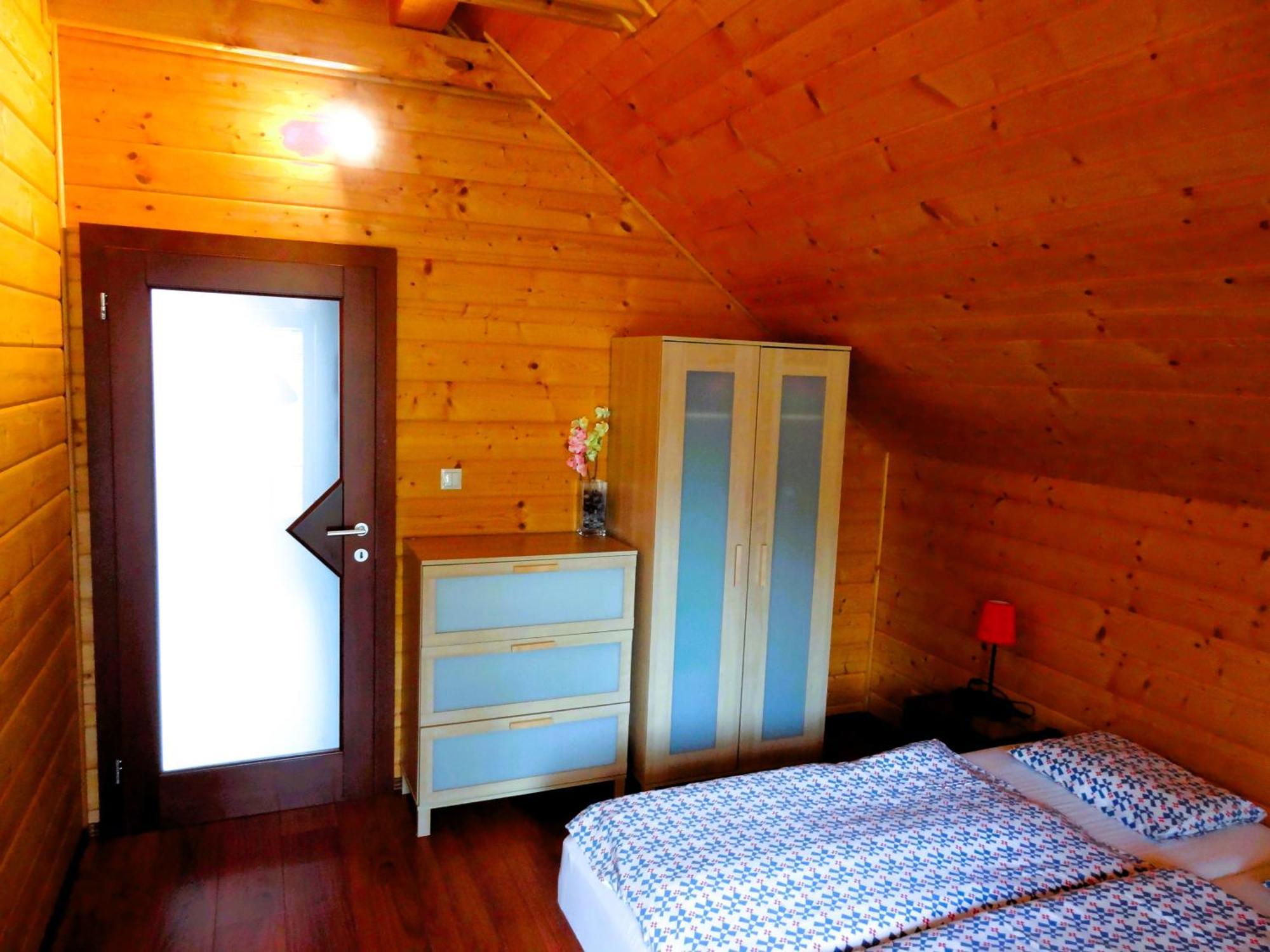 Zrub Alpinus Guest House Pribylina Ngoại thất bức ảnh